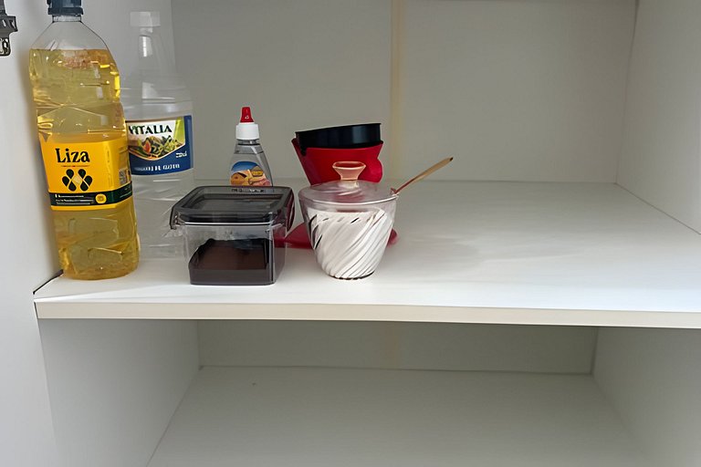 Belíssimo Apê, a 5 min da Praia, até 4 pessoas.