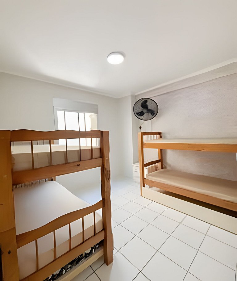 Cantinho Tranquilo na Enseada - Estacionamento