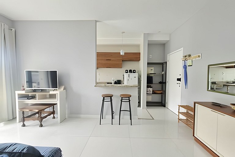 Charmoso com varanda / Ar condicionado / 1 Vaga