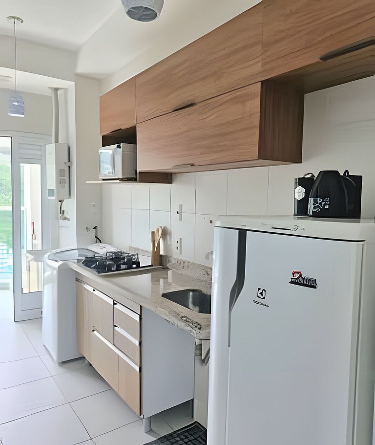 Charmoso com varanda / Ar condicionado / 1 Vaga