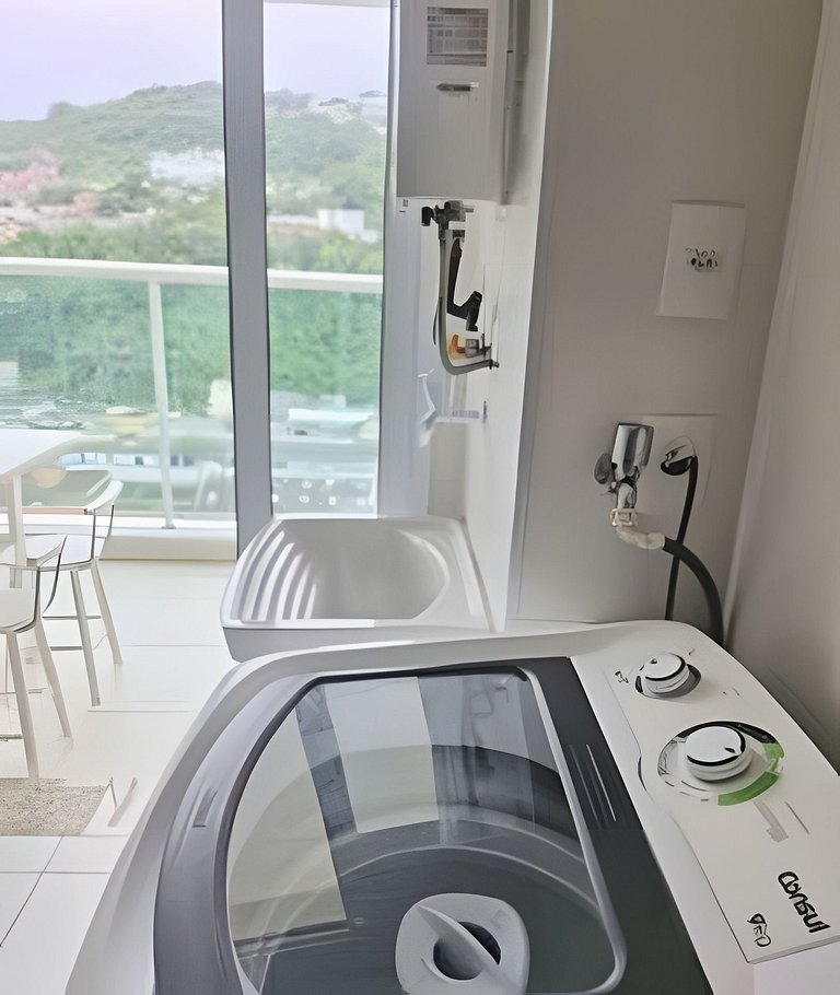 Charmoso com varanda / Ar condicionado / 1 Vaga