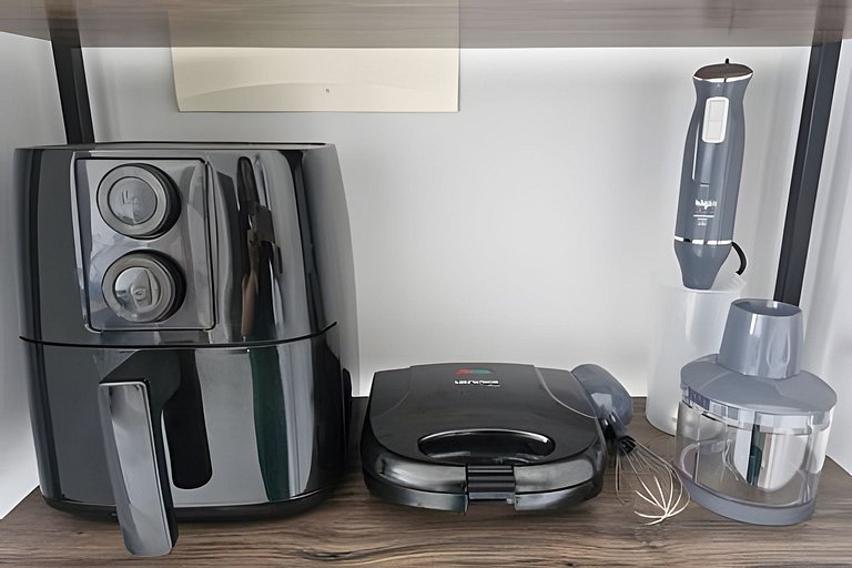 Charmoso com varanda / Ar condicionado / 1 Vaga