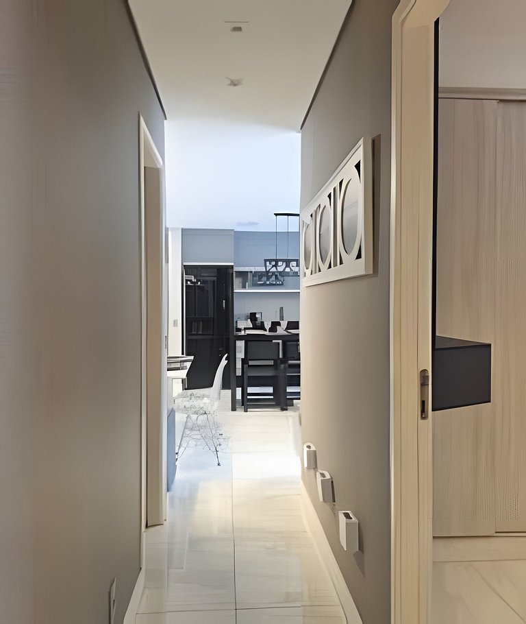 Conforto na Praia Gonzaga /Estacionamento /Piscina