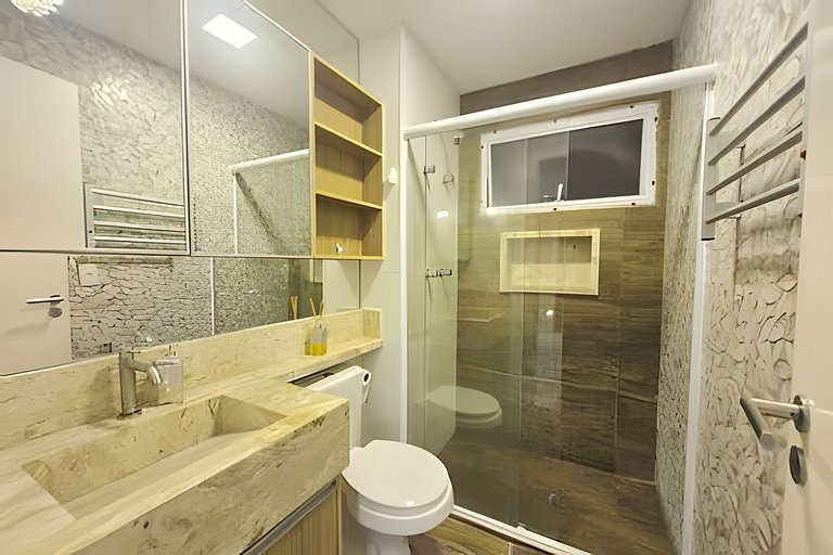 Conforto na Praia Gonzaga /Estacionamento /Piscina