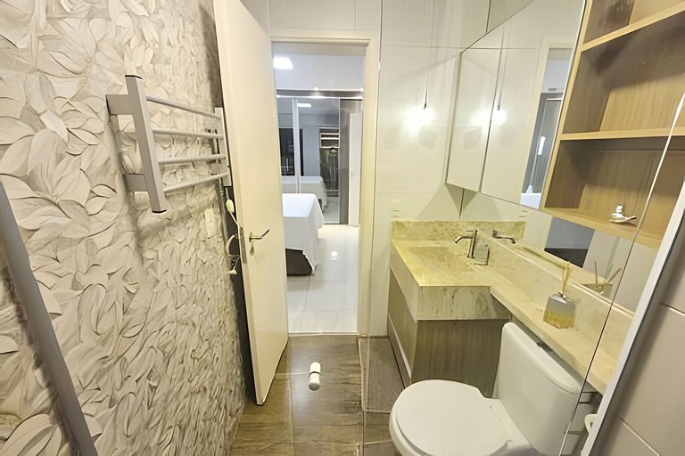 Conforto na Praia Gonzaga /Estacionamento /Piscina