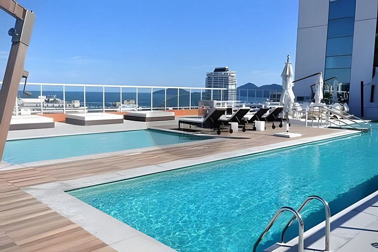 Conforto na Praia Gonzaga /Estacionamento /Piscina