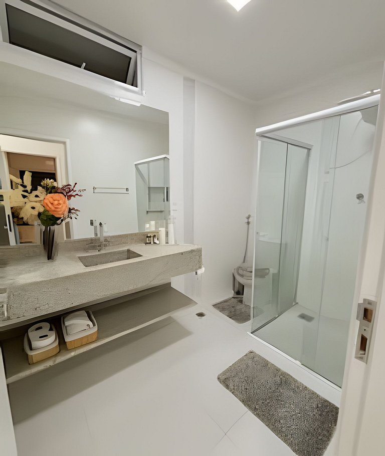 Conforto perfeito: Ar-condicionado, Varanda, Vaga