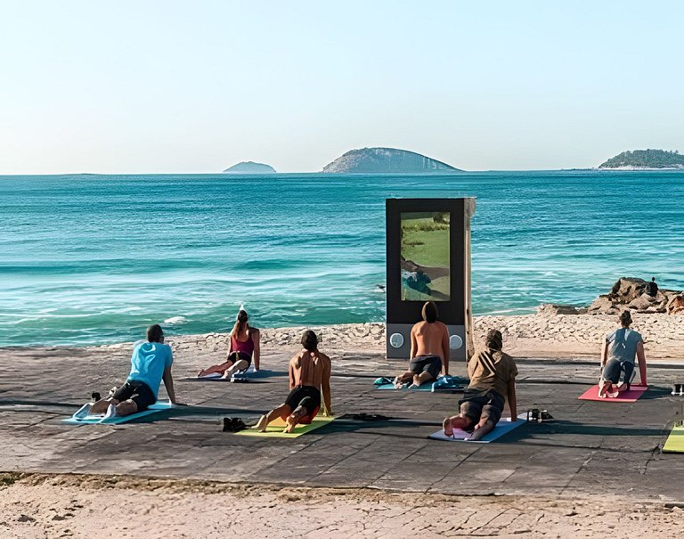 A 100 metros da praia com vista linda!