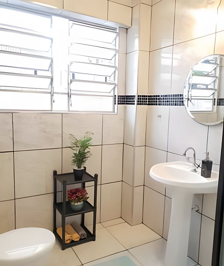 Pé na Areia - Avenida da praia, c/ estacionamento