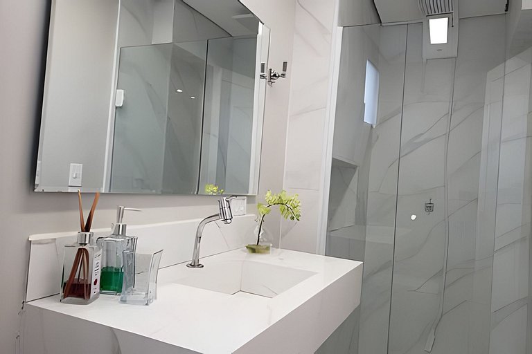 Lindo e Moderno na praia do Gonzaga c/ar