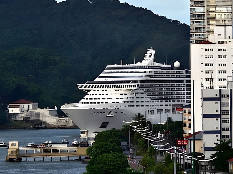 Lindo e Moderno na praia do Gonzaga c/ar