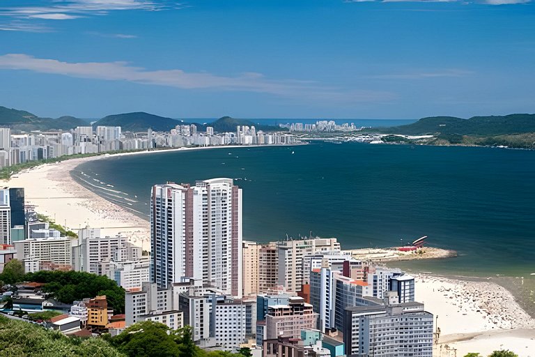 Perto da Praia com ar e estacionamento