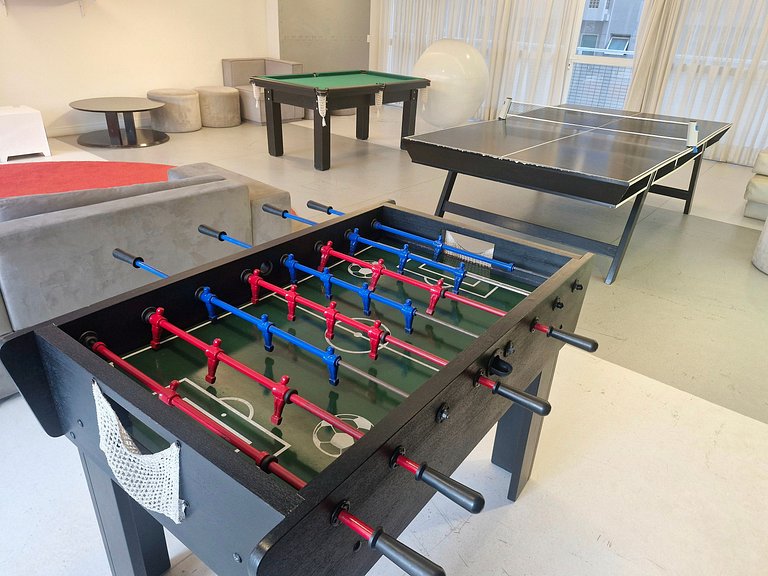 Conforto na Praia Gonzaga /Estacionamento /Piscina